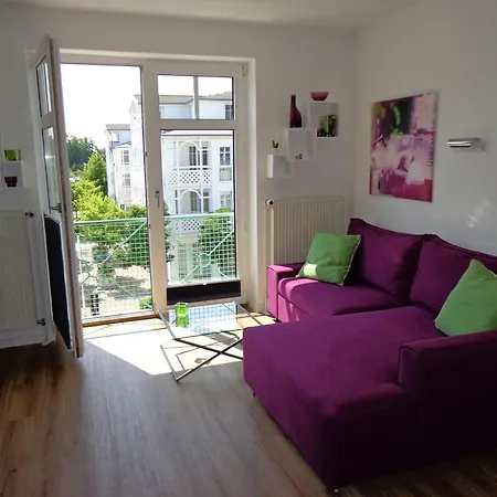 Sonnige Strandresidenz: Hundefreundliche Mit Balkon *